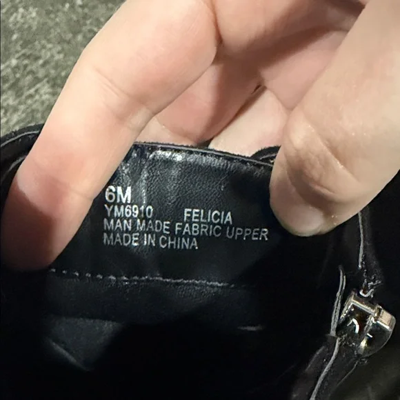 Cape Robbin Black Felicia Western Style Faux Suede Boots 6 - Picture 5 of 7